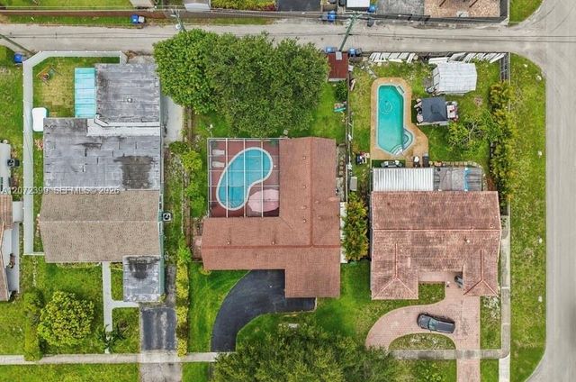 1812 N 45th Avenue, Hollywood, FL 33021