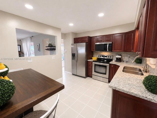 1812 N 45th Avenue, Hollywood, FL 33021