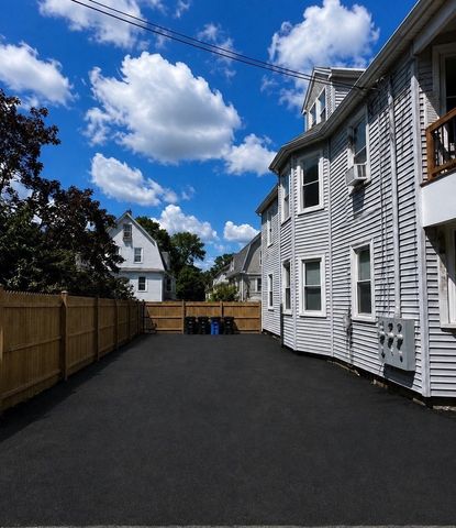 34-36 Curry Cir, Swampscott, MA 01907