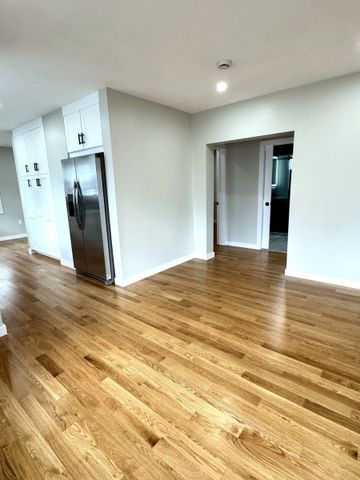 34-36 Curry Cir, Swampscott, MA 01907