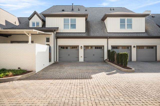 103 Pin High Pvt Dr, Gallatin, TN 37066