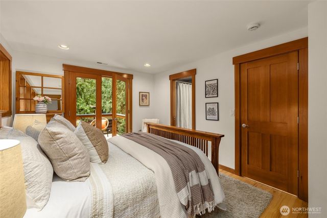 23415 NE 73rd Street, Redmond, WA 98053