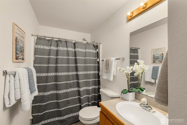 23415 NE 73rd Street, Redmond, WA 98053