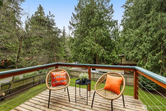 23415 NE 73rd Street, Redmond, WA 98053