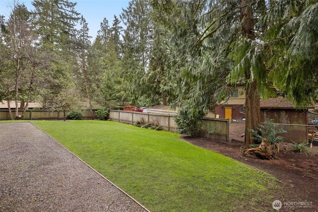 23415 NE 73rd Street, Redmond, WA 98053