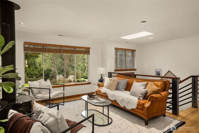 23415 NE 73rd Street, Redmond, WA 98053