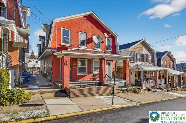 817 Ridge, West Easton Boro, PA 18042