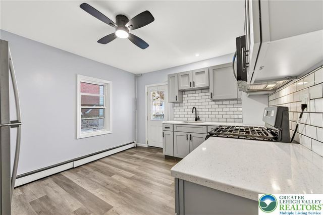 817 Ridge, West Easton Boro, PA 18042