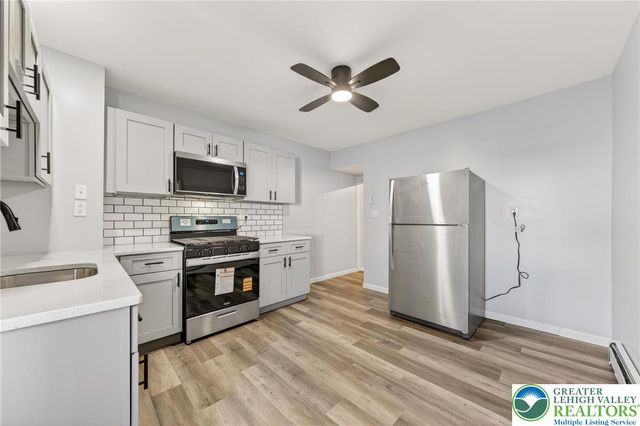 817 Ridge, West Easton Boro, PA 18042