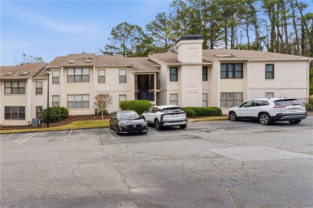 1414 Huntingdon Chase, Sandy Springs, GA 30350