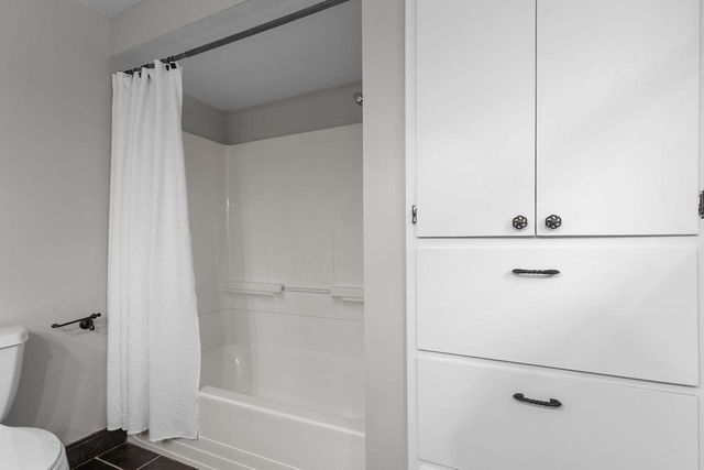 324 W SUNSET AVENUE, Appleton, WI 54911