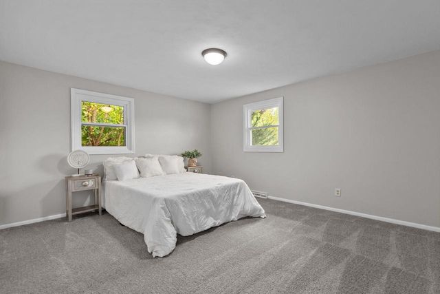 324 W SUNSET AVENUE, Appleton, WI 54911