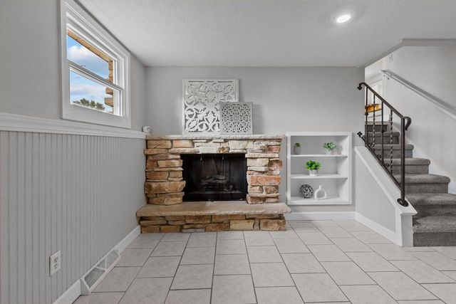 324 W SUNSET AVENUE, Appleton, WI 54911