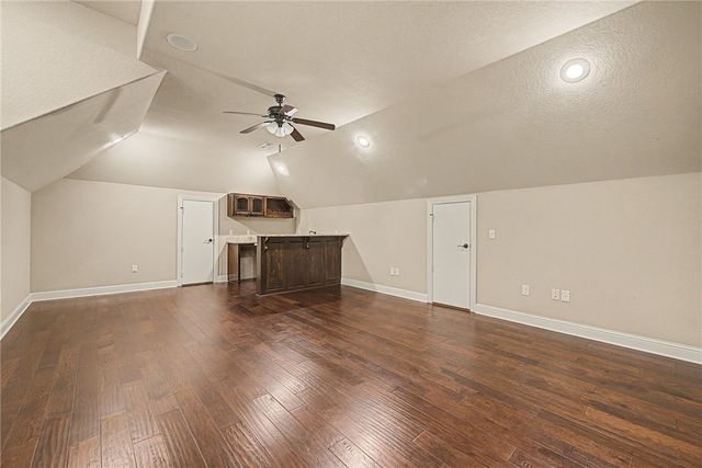 4951 Sagely Lane, Fayetteville, AR 72703