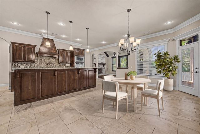 4951 Sagely Lane, Fayetteville, AR 72703