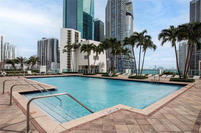 31 SE 5th St 4018, Miami, FL 33131