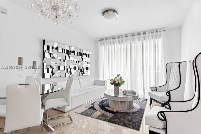 31 SE 5th St 4018, Miami, FL 33131