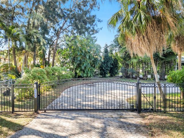 2008 Coral Gardens Drive, Wilton Manors, FL 33306
