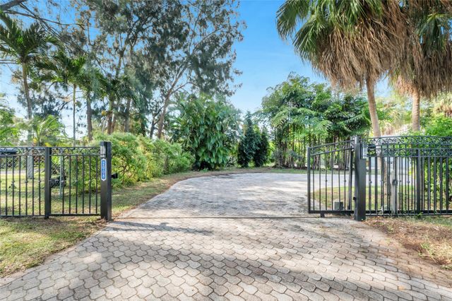 2008 Coral Gardens Drive, Wilton Manors, FL 33306