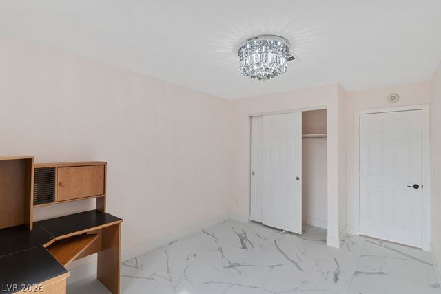 2660 Rosanna Street, Las Vegas, NV 89117