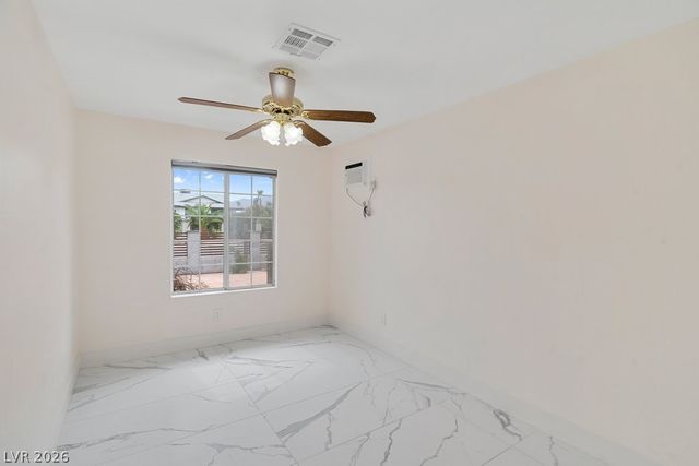 2660 Rosanna Street, Las Vegas, NV 89117