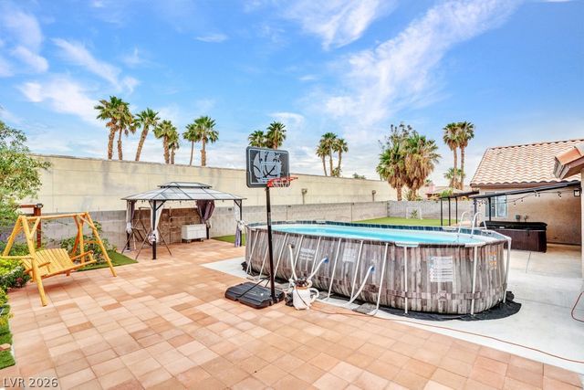 2660 Rosanna Street, Las Vegas, NV 89117