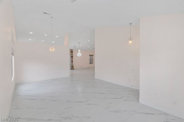 2660 Rosanna Street, Las Vegas, NV 89117