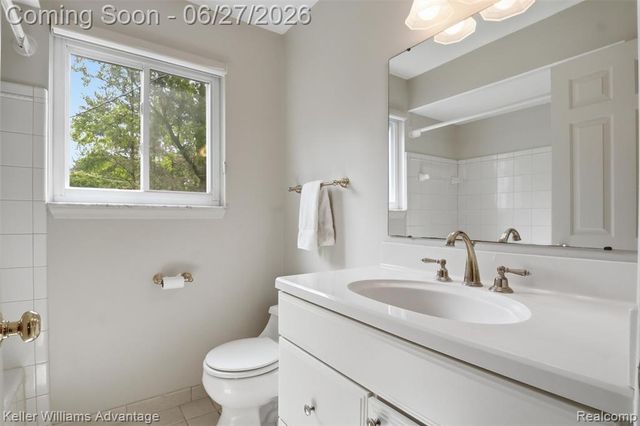 2964 Wallsend Drive, Waterford, MI 48329