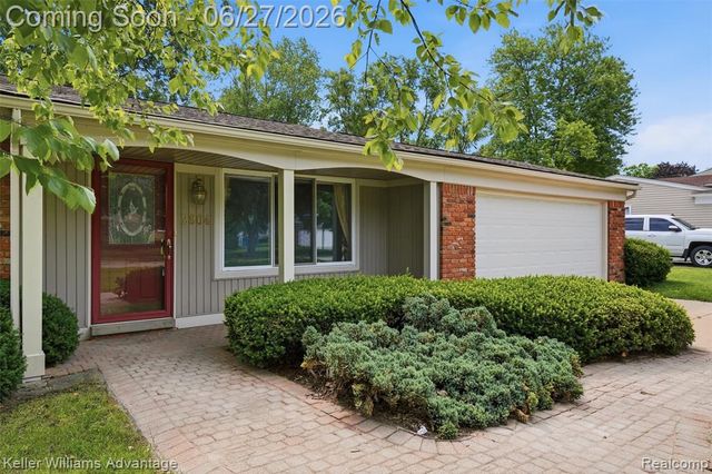 2964 Wallsend Drive, Waterford, MI 48329