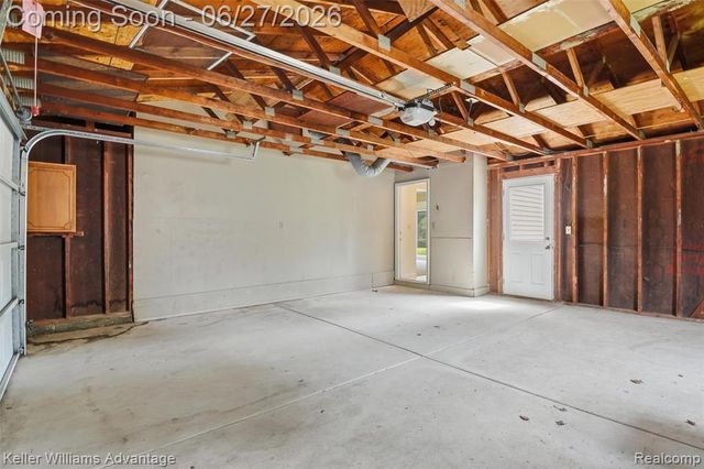 2964 Wallsend Drive, Waterford, MI 48329