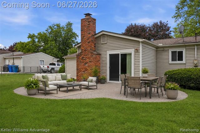 2964 Wallsend Drive, Waterford, MI 48329