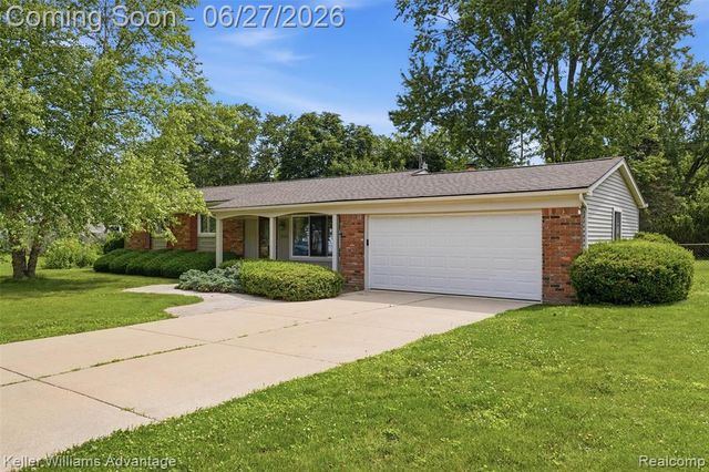 2964 Wallsend Drive, Waterford, MI 48329