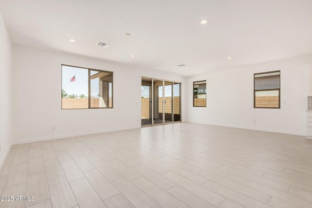 5454 W MANZANITA Drive, Glendale, AZ 85302