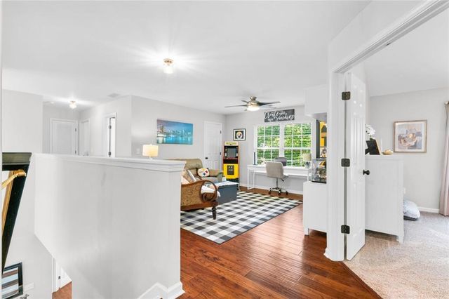 2706 Brookefield Lane, Kennesaw, GA 30152