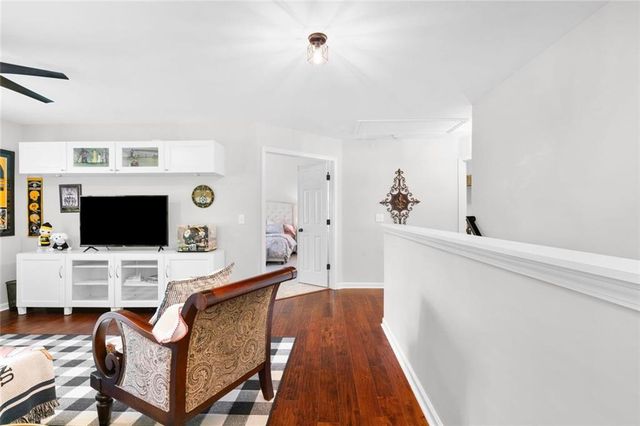 2706 Brookefield Lane, Kennesaw, GA 30152