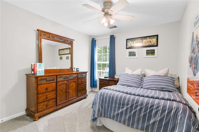 2706 Brookefield Lane, Kennesaw, GA 30152