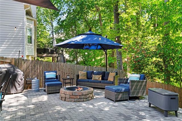2706 Brookefield Lane, Kennesaw, GA 30152