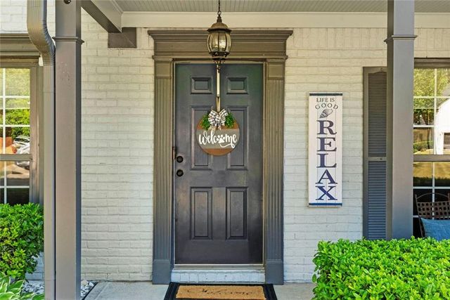 2706 Brookefield Lane, Kennesaw, GA 30152