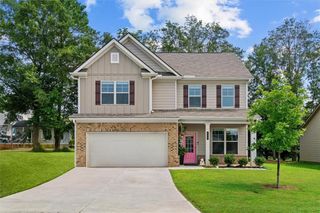412 Mcginnis Circle, Calhoun, GA 30701