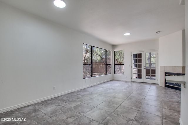 6655 N Canyon Crest Dr Unit 15105, Tucson, AZ 85750