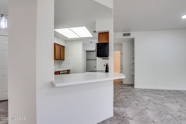 6655 N Canyon Crest Dr Unit 15105, Tucson, AZ 85750