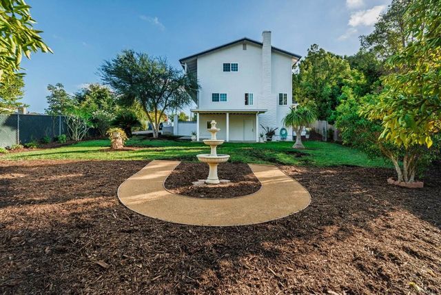 2175 Alta Vista Drive, Vista, CA 92084