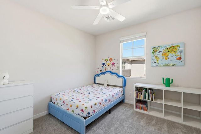 1521 S Senate Street, Chandler, AZ 85286