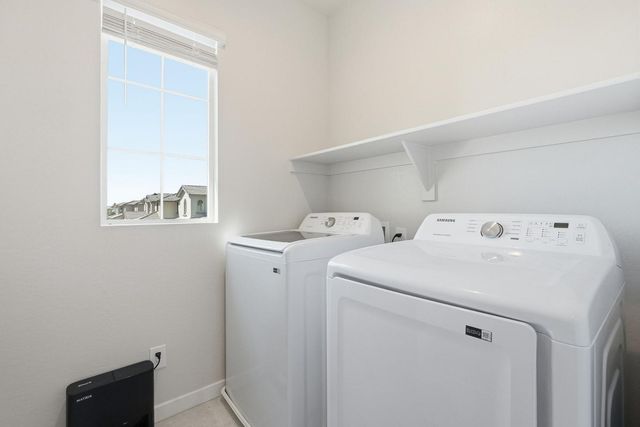 1521 S Senate Street, Chandler, AZ 85286