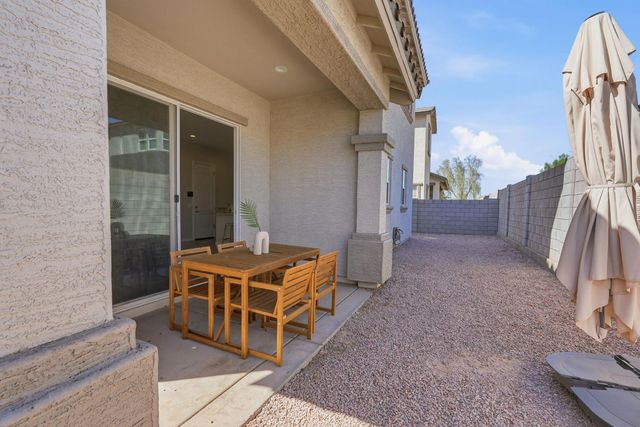 1521 S Senate Street, Chandler, AZ 85286