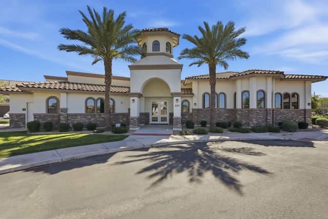 1521 S Senate Street, Chandler, AZ 85286