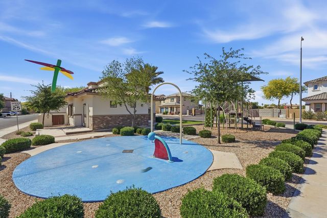 1521 S Senate Street, Chandler, AZ 85286