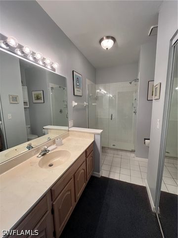 8200 Twelve Oaks CIR 423, Naples, FL 34113