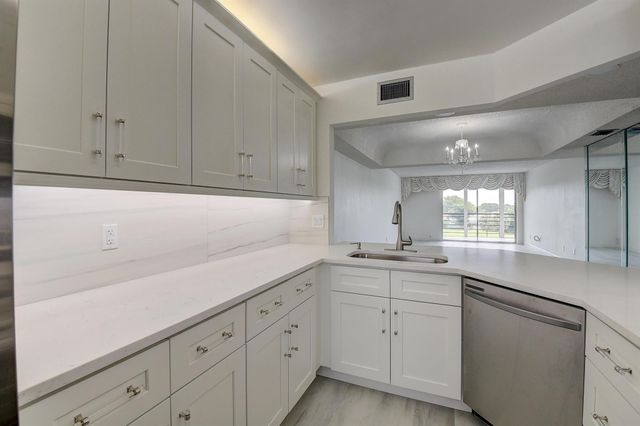 23305 Barwood Lane 406, Boca Raton, FL 33428