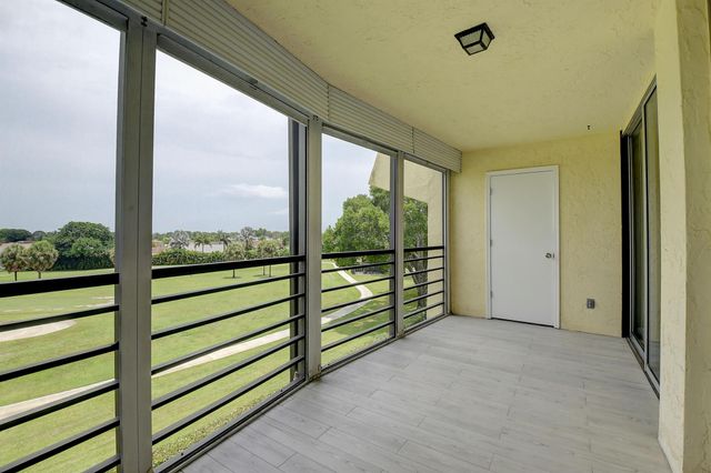 23305 Barwood Lane 406, Boca Raton, FL 33428